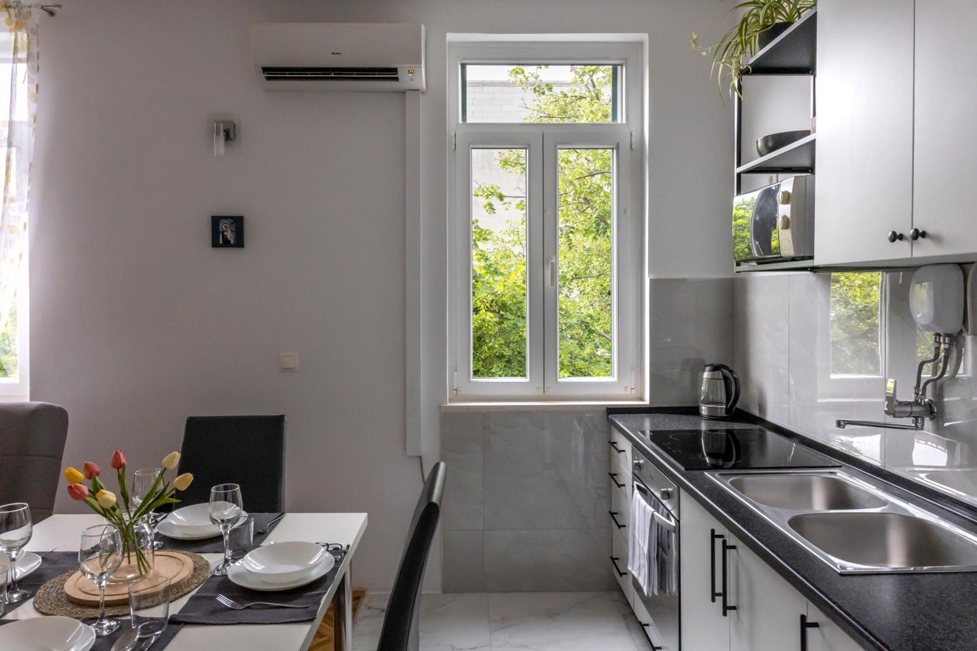 Sun-sea Apartman *